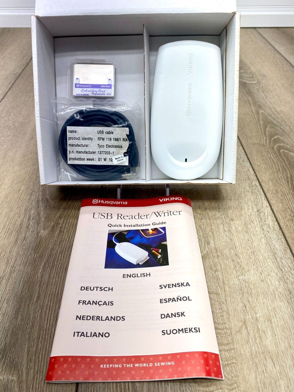 GENUINE Husqvarna Viking Card Reader/Writer Embroidery System 412 7249-01 w/Card